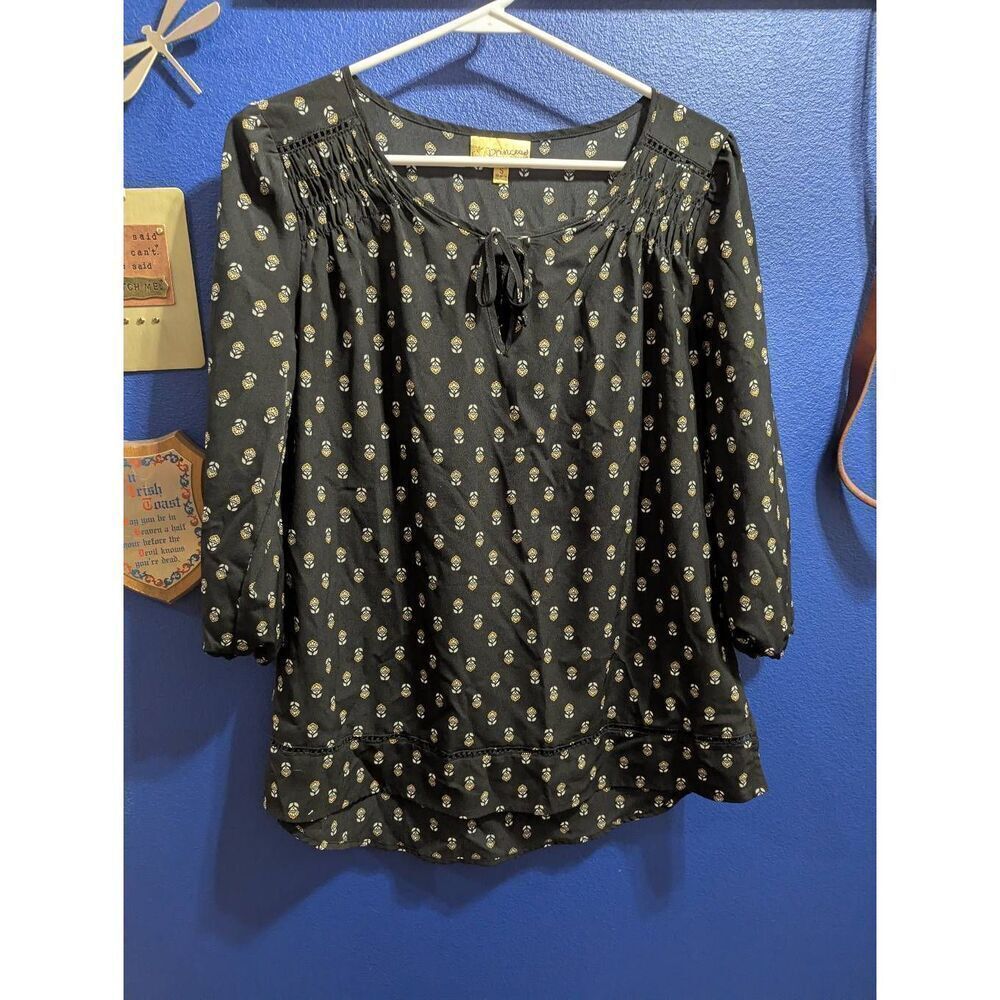 5/25 Princess Vera Wang Peasant Top